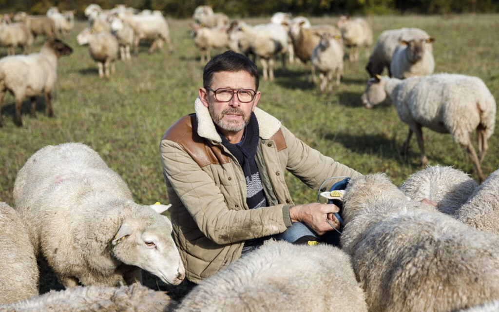 L amour est dans le pré découvrez Christophe le nouveau candidat